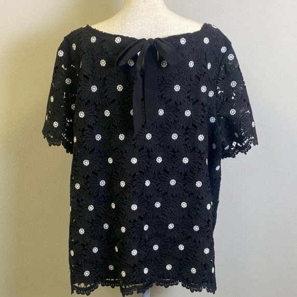 Talbots Black and White Floral Lace Blouse - Picture 2 of 3